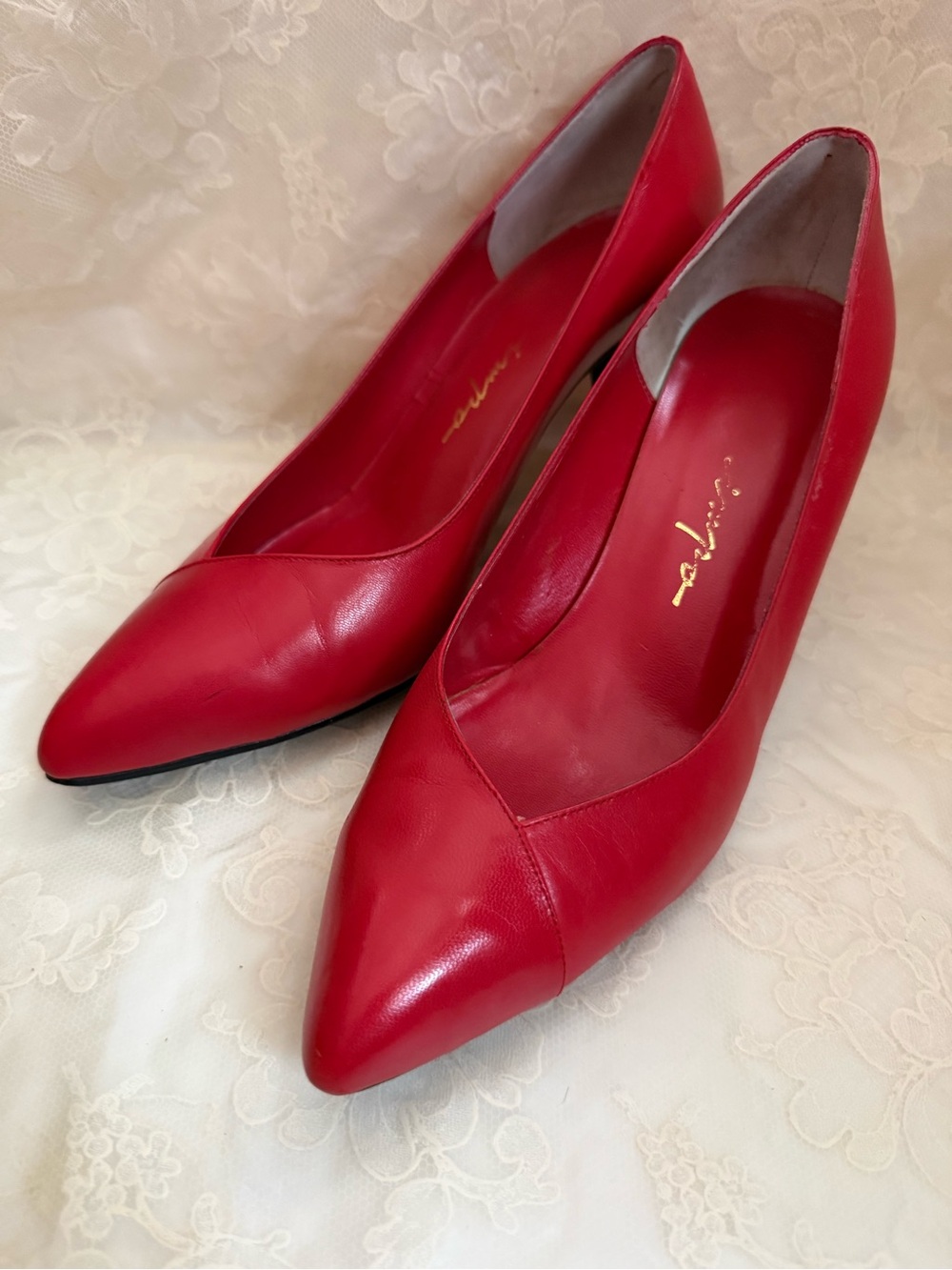 Vintage IMPO Brand Red Leather Pointed-Toe Heels 8.5 1980s 1990s Coquette - Picture 2 of 13
